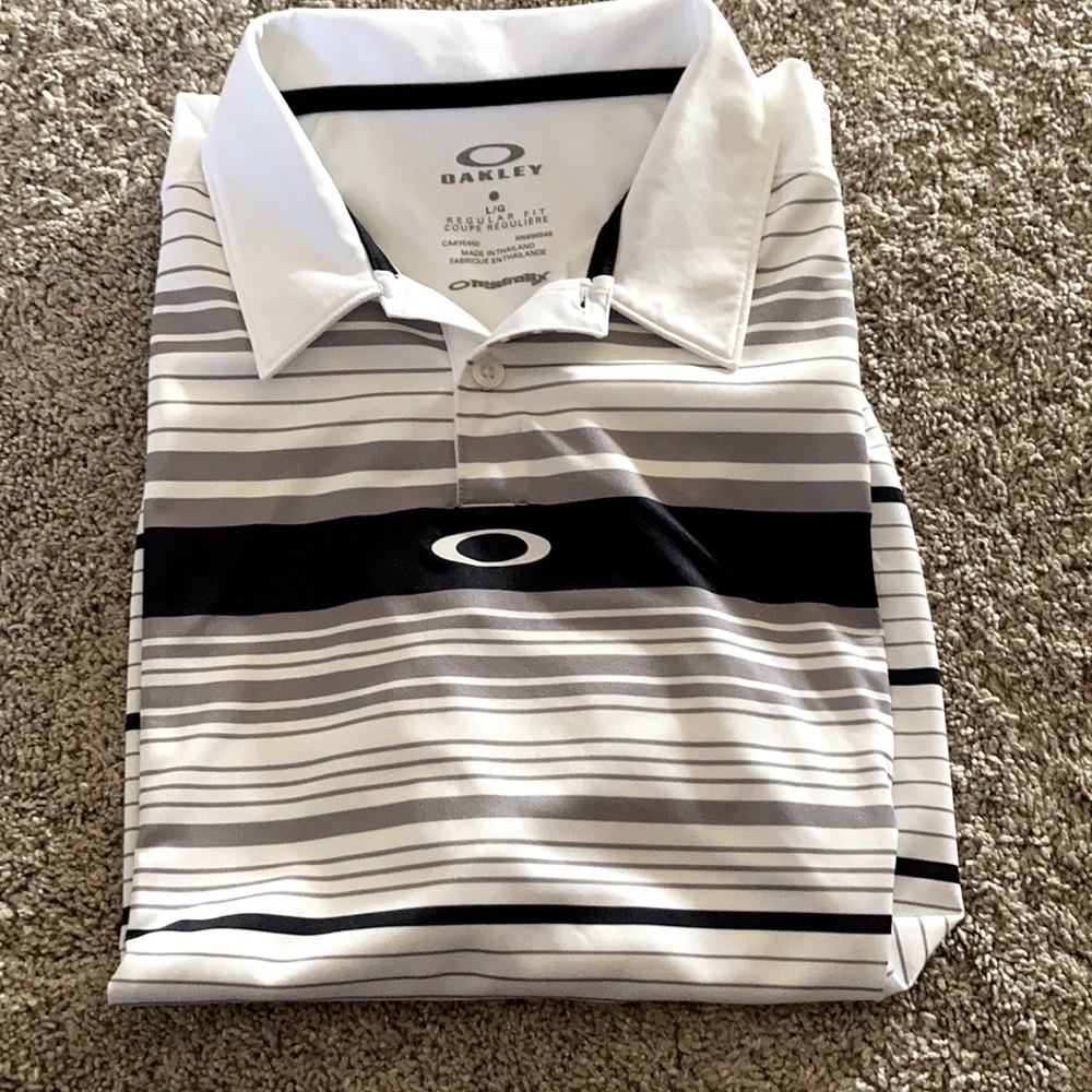 Short sleeve button up shirt